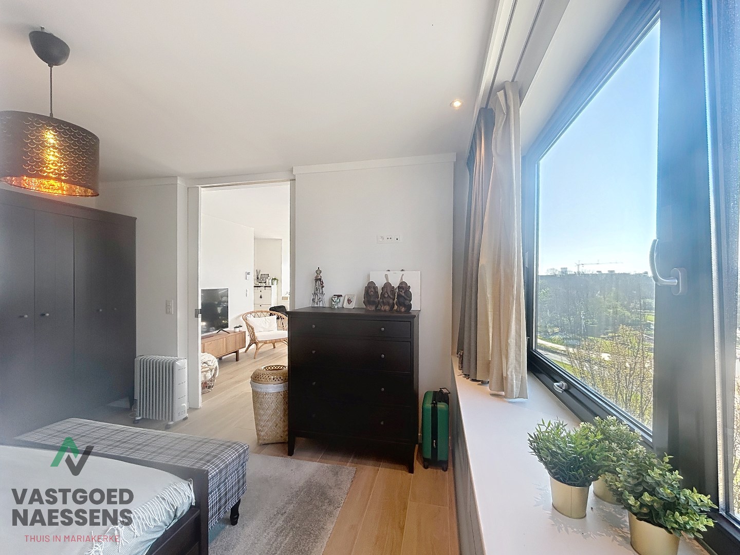 Magnifique appartement de 2 chambres avec vue panoramique et terrasse. 