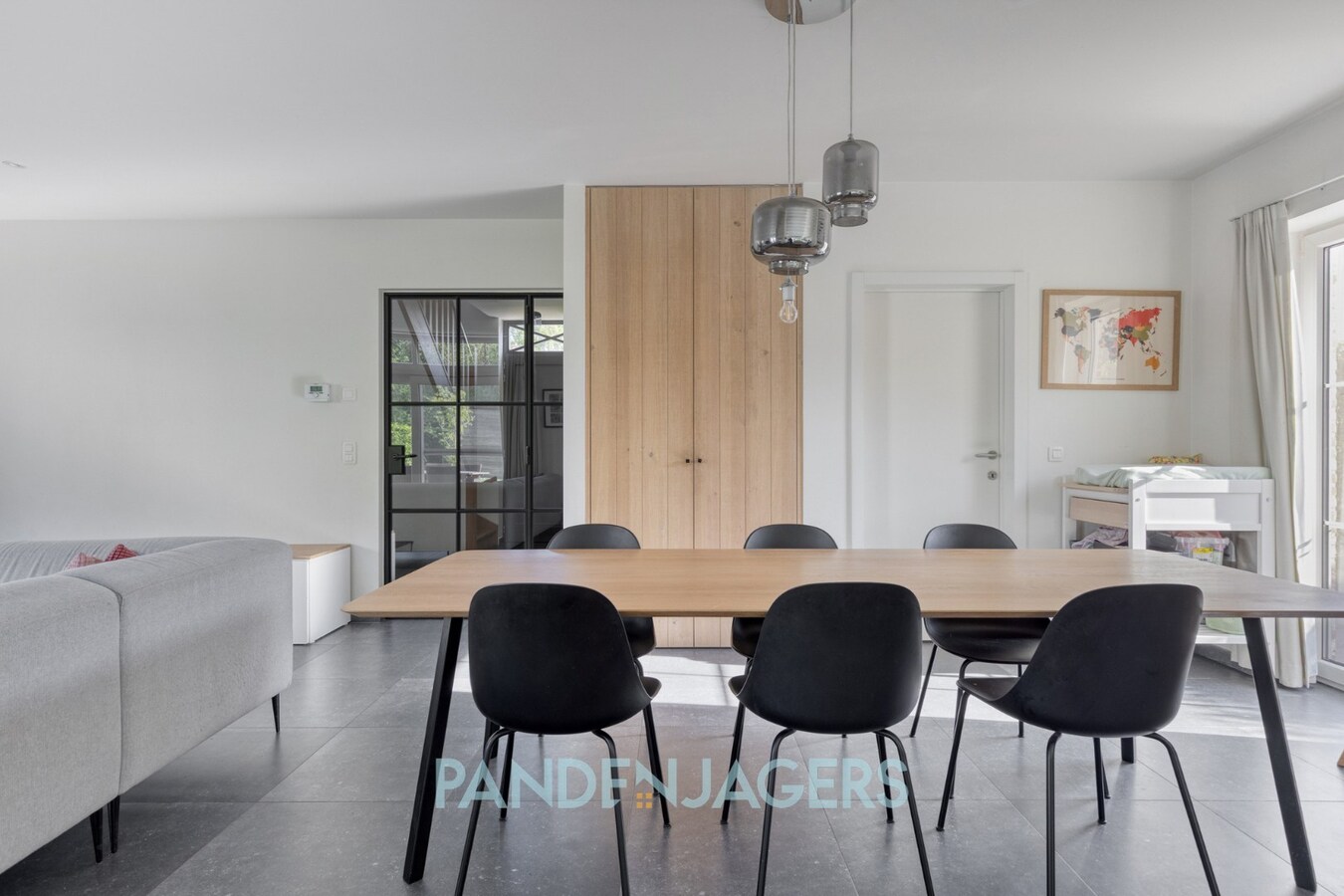 Recente woning (2018) met zwembad te Duffel 