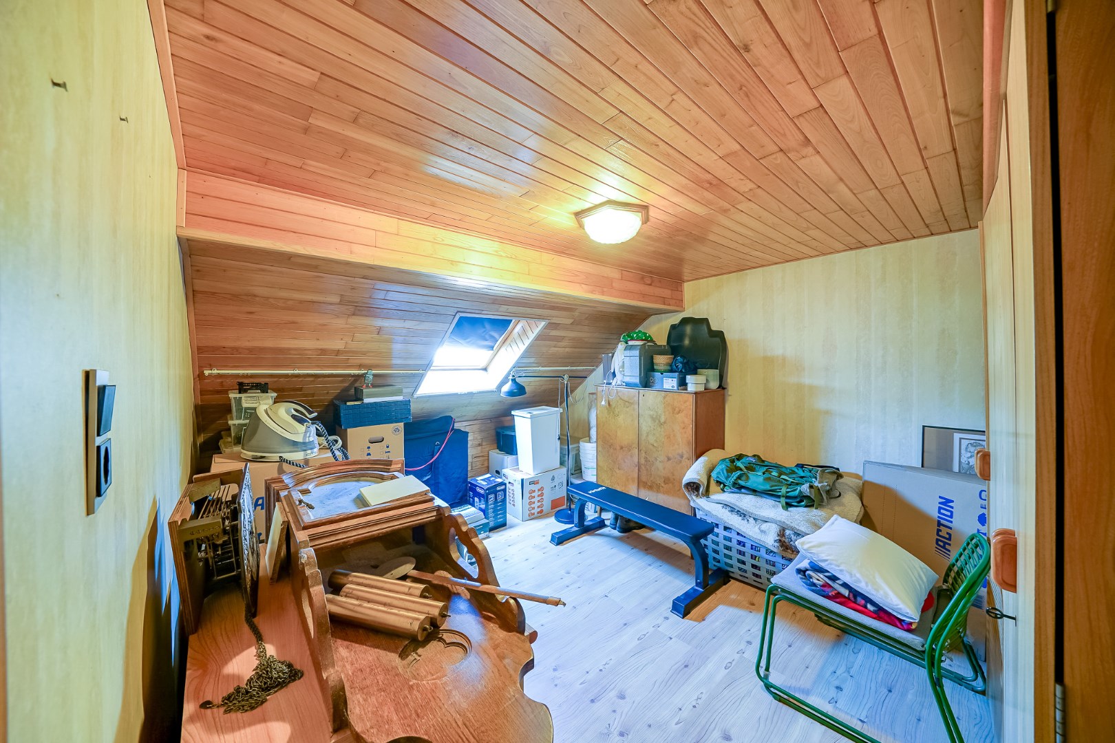 Op te frissen gezinswoning in het centrum van Oostende 