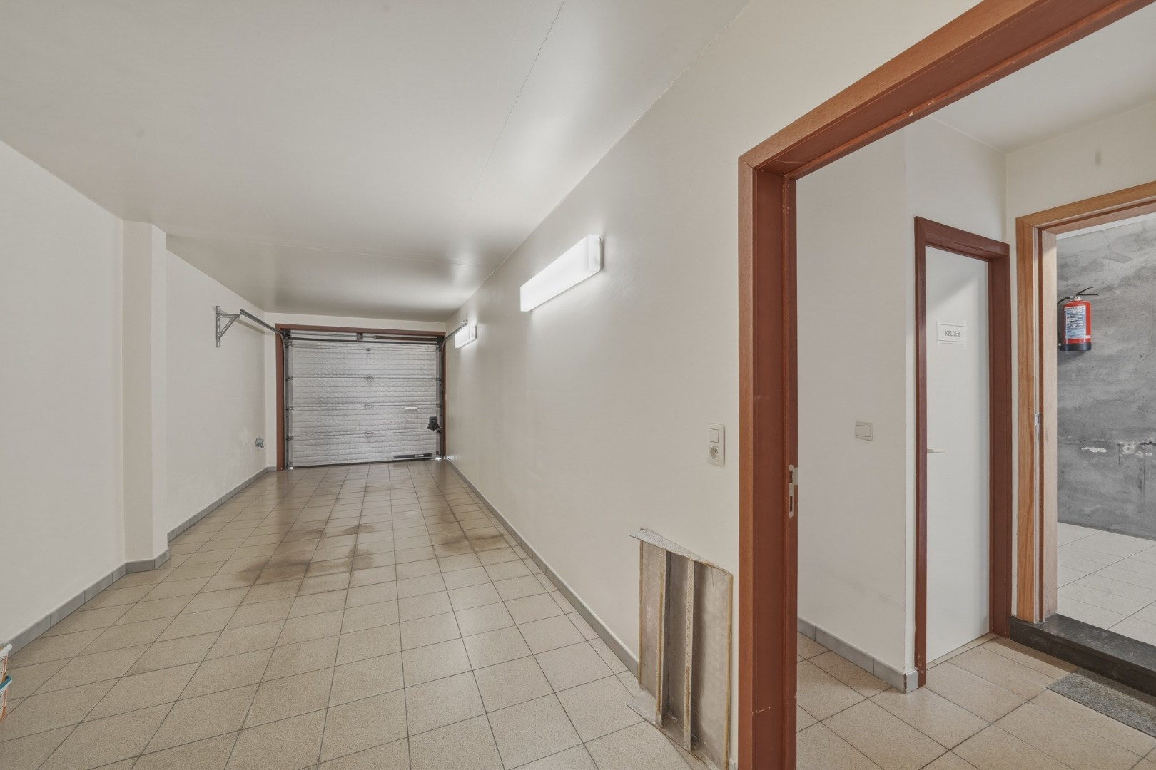 Ruime handelswoning met potentieel te Bredene 