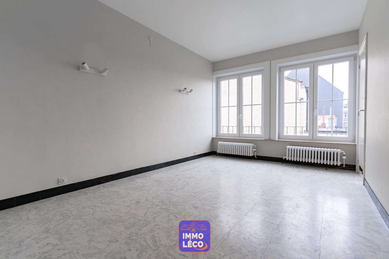 Appartement rénové dans le centre de Mouscron ! 