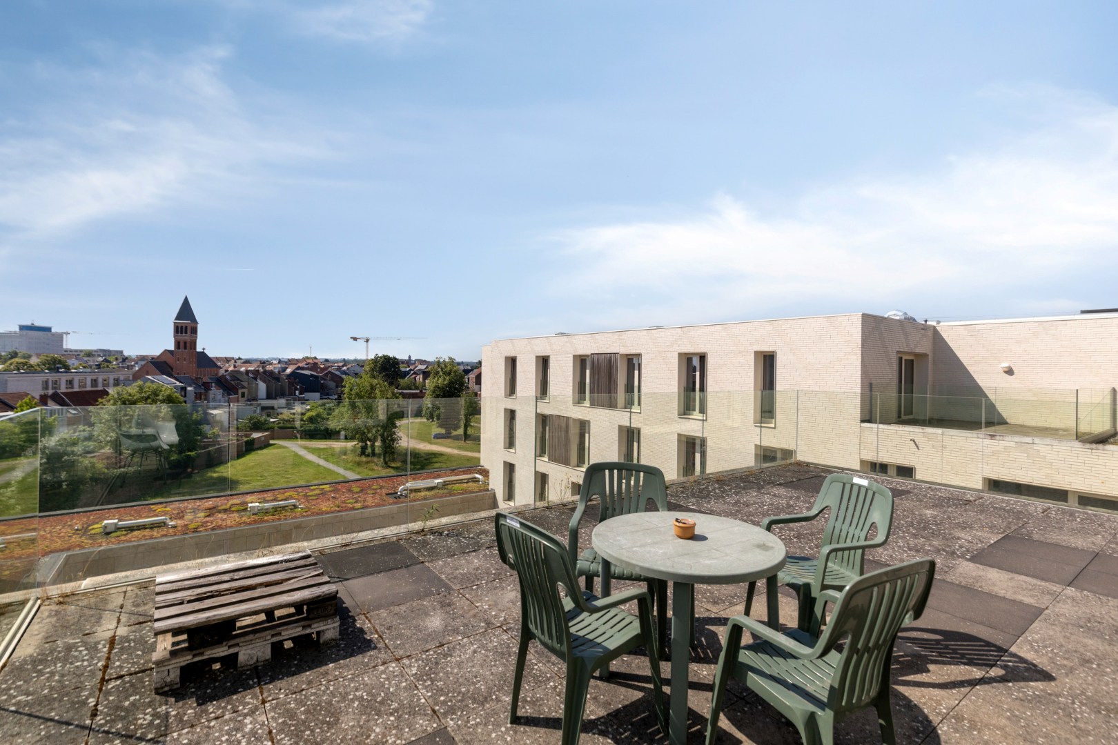 Bemeubelde studio 37m² met gemeenschappelijke ruimtes en fietsenstalling in centrum Leuven - EPC 121,49KWH/m² 