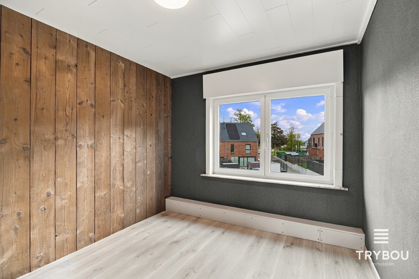 Rustig gelegen, energiezuinige woning met garage op perceel van 554m² 