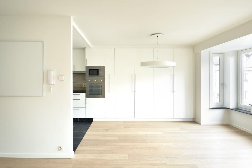 Klassevol gerenoveerd woonappartement - Heist 