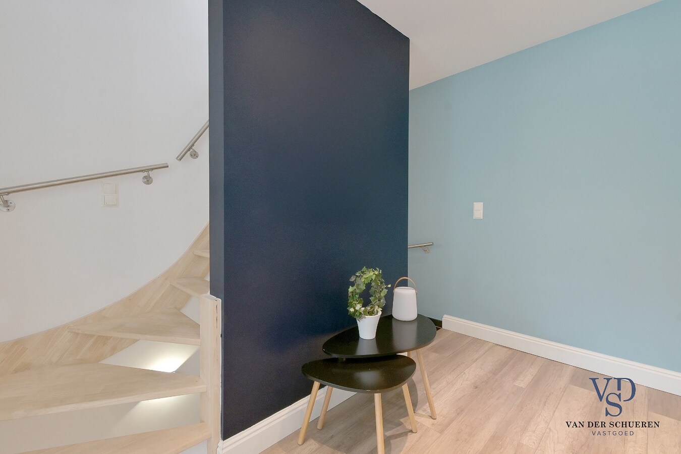 Ruime, instapklare gezinswoning in centrum Gavere. 