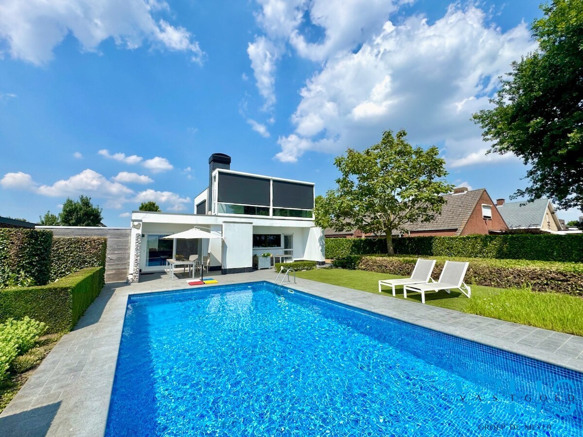 Prachtige eigendom op een schitterende locatie te ERTVELDE ! 