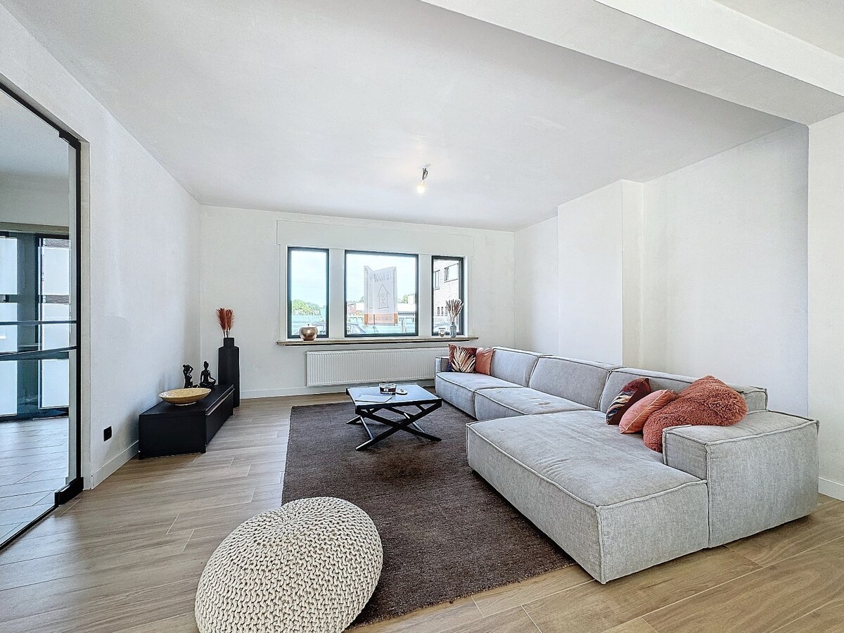 Top renovatieproject op residentiële ligging te Bevegem 