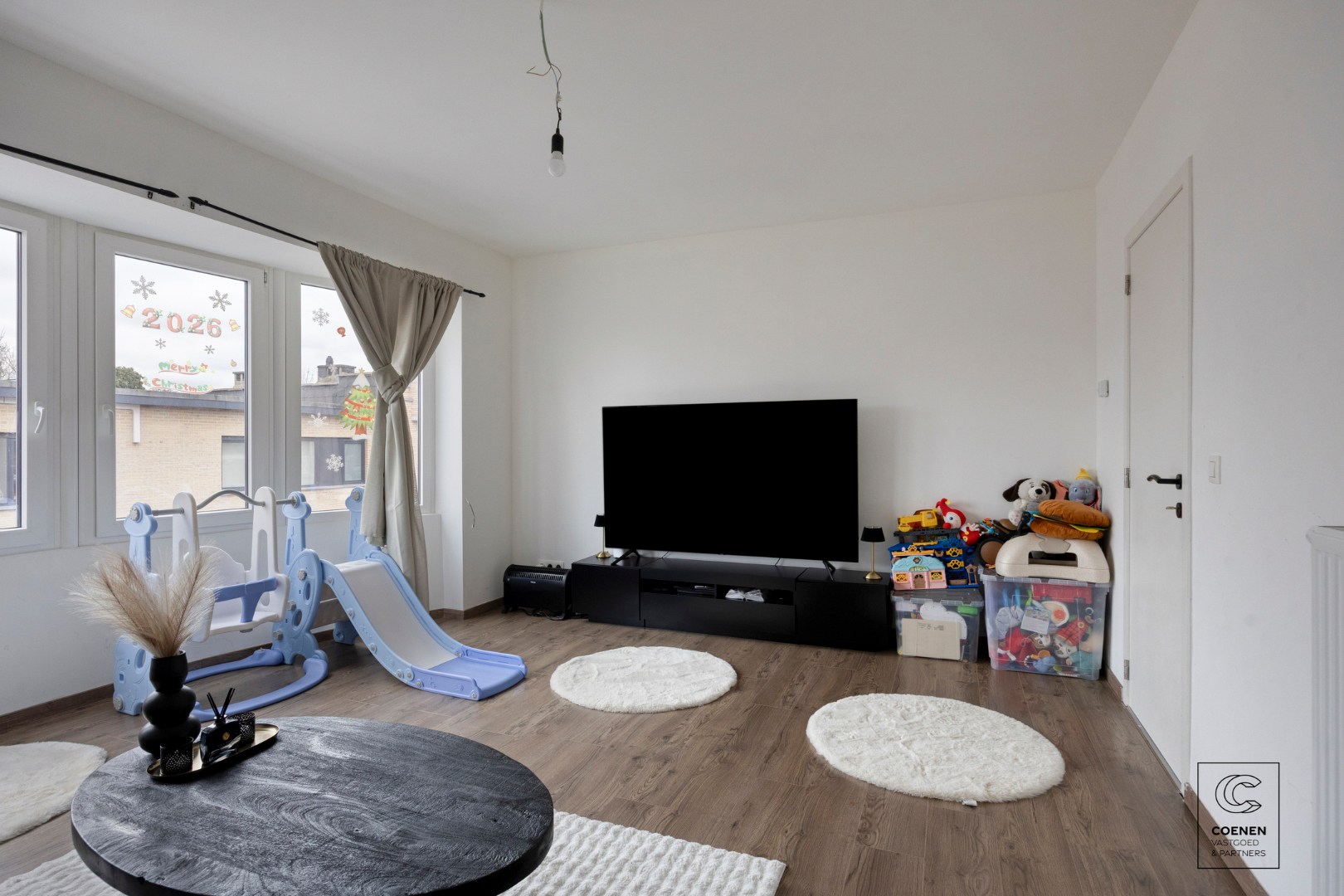 Riante woning, momenteel ingericht als 3 appartement op een schitterende locatie in het centrum van Lier! 