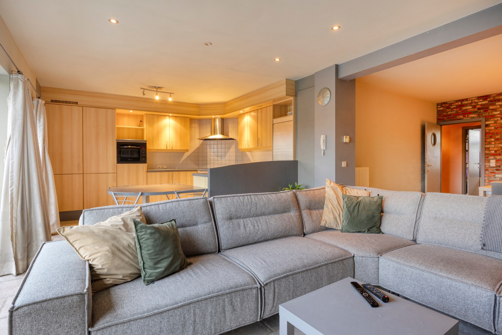 Instapklaar appartement met 3 slpk. in centrum Olmen 