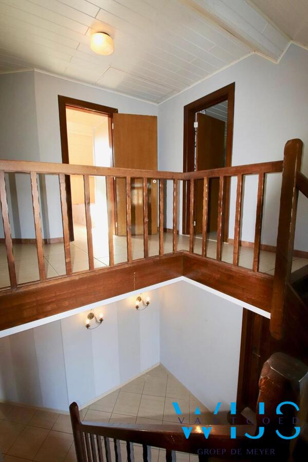 Uitzonderlijk goed gelegen woonhuis op een perceel van 841 vierkante meter in ERTVELDE! 