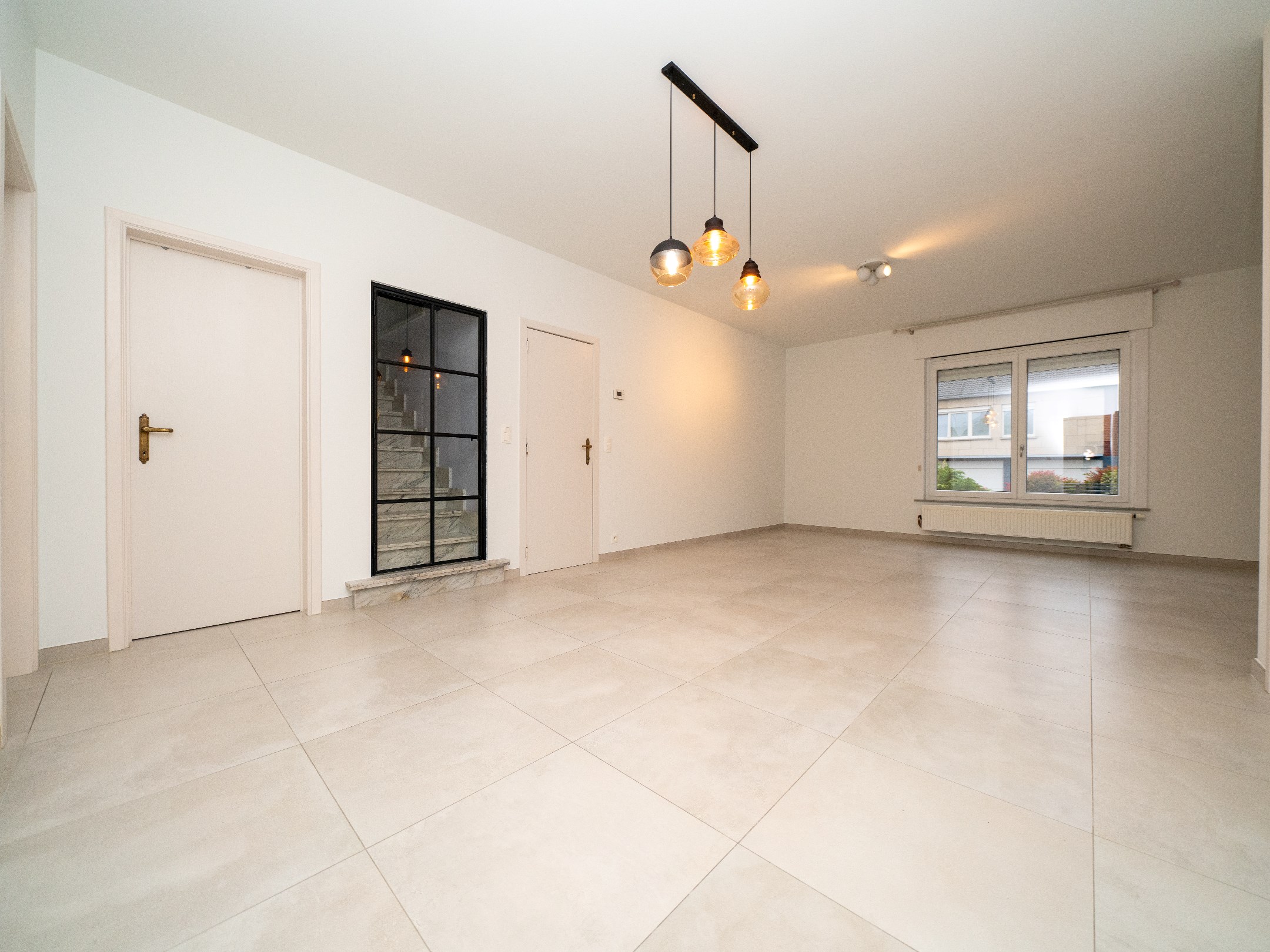 Recent gerenoveerde woning met 4 kamers en 2 badkamers 