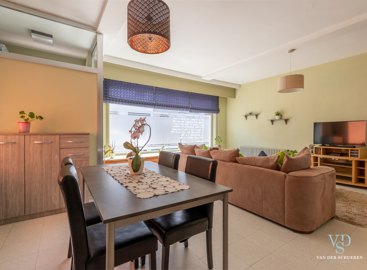 Gelijkgrondse woning op bijna 500 m² in centrum Gavere ! 