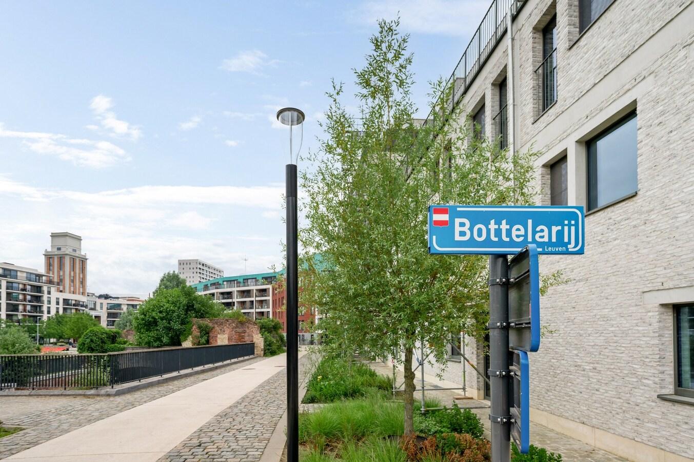 Te huur garage - Leuven