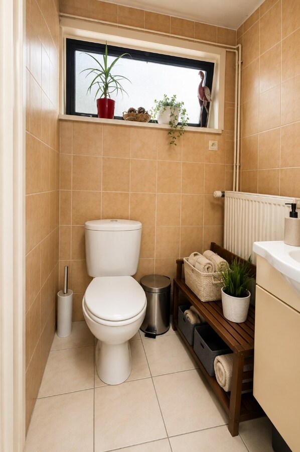 Interessante investeringsopportuniteit: opbrengsteigendom met drie appartementen in Sint-Niklaas 