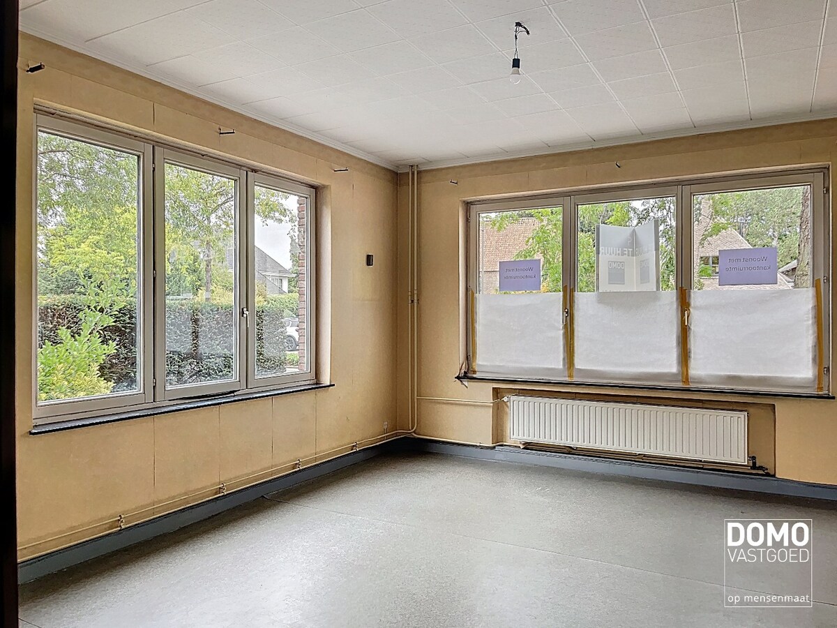 RUIME WONING MET KANTOORRUIMTE/PRAKTIJKRUIMTE 