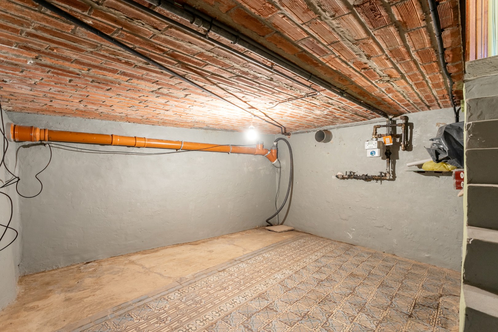 Verzorgde woning met 3 slaapkamers en leuke tuin te Halle 