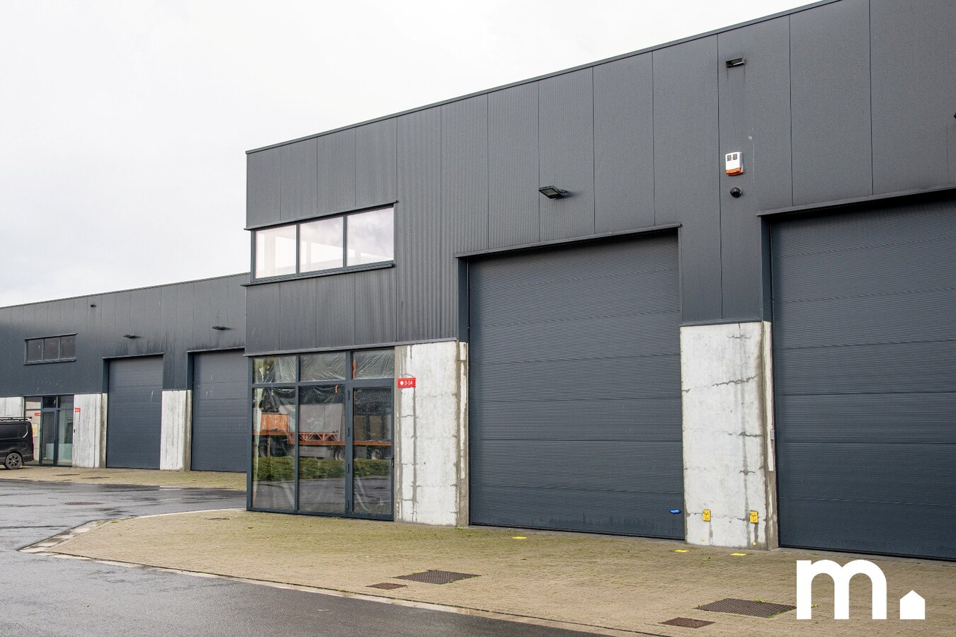 Ruime en lichtrijke KMO-unit van 218 m² met tal van mogelijkheden voor uw onderneming! 