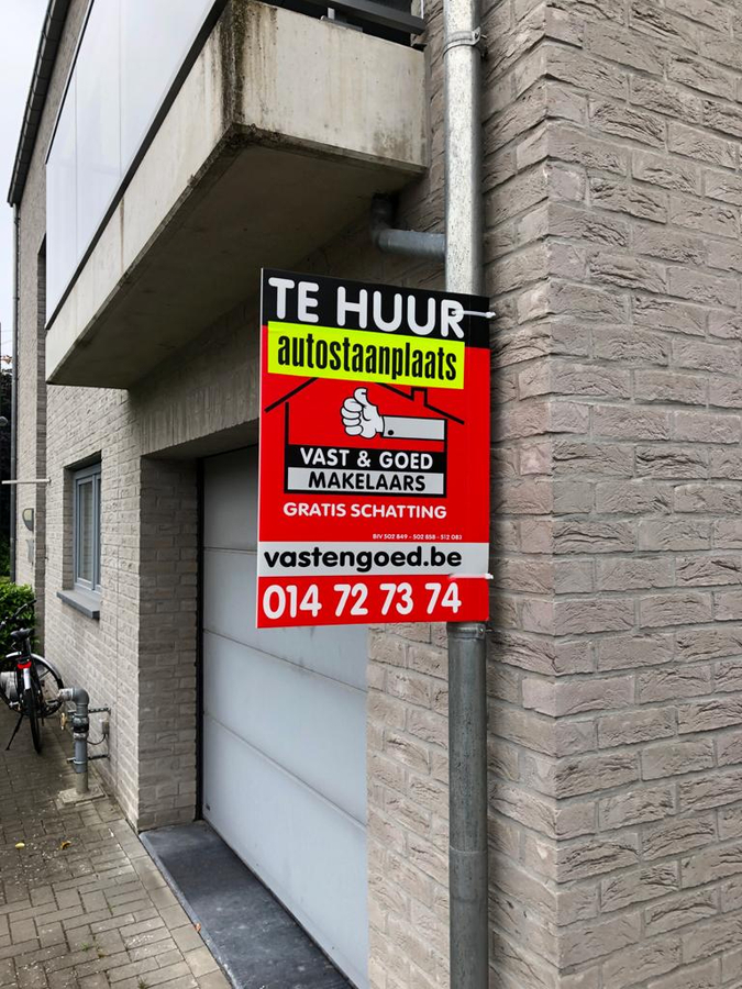 Verhuurd parkeerplaats - Geel