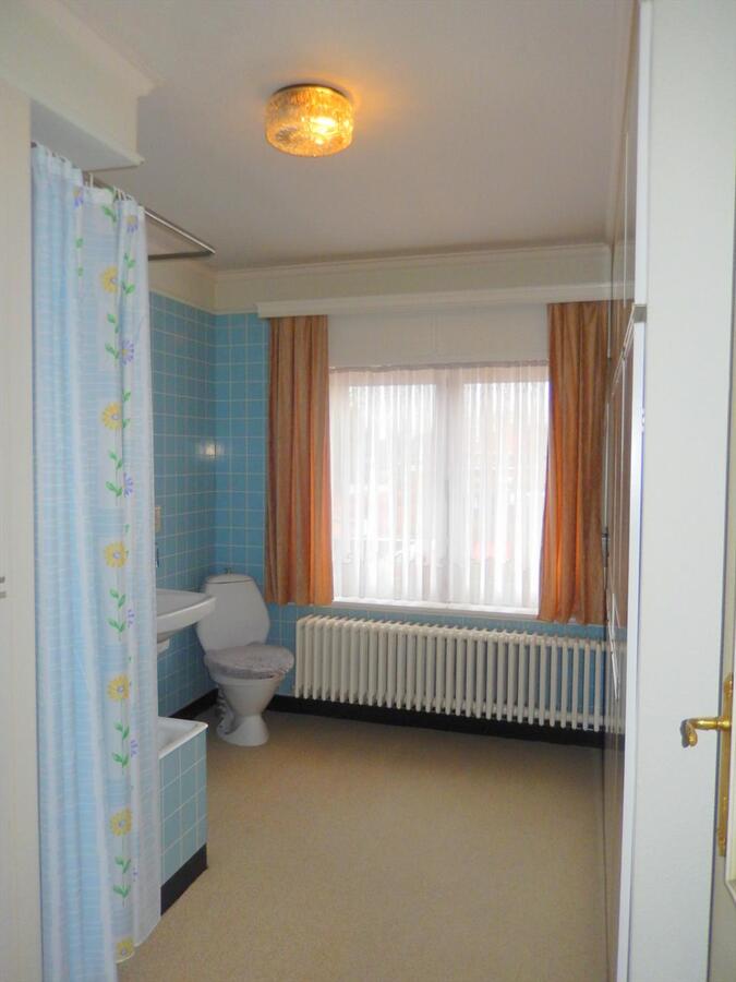 Woonhuis met 3 slaapkamers, tuin en garage 