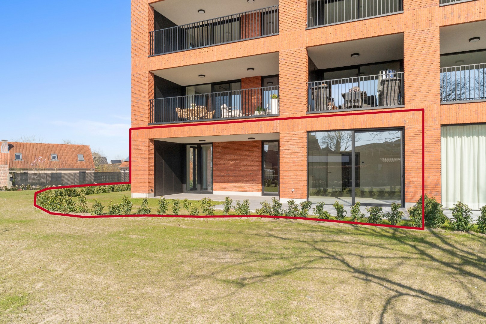 Nieuwbouwappartement met twee slaapkamers, tuin en ondergrondse autostaanplaats te koop in Zulte 