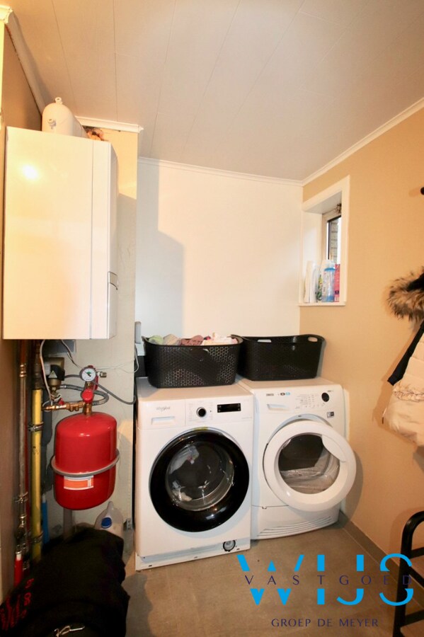 Tof woonhuis met 3 slaapkamers en tuin te Boekhoute ! 