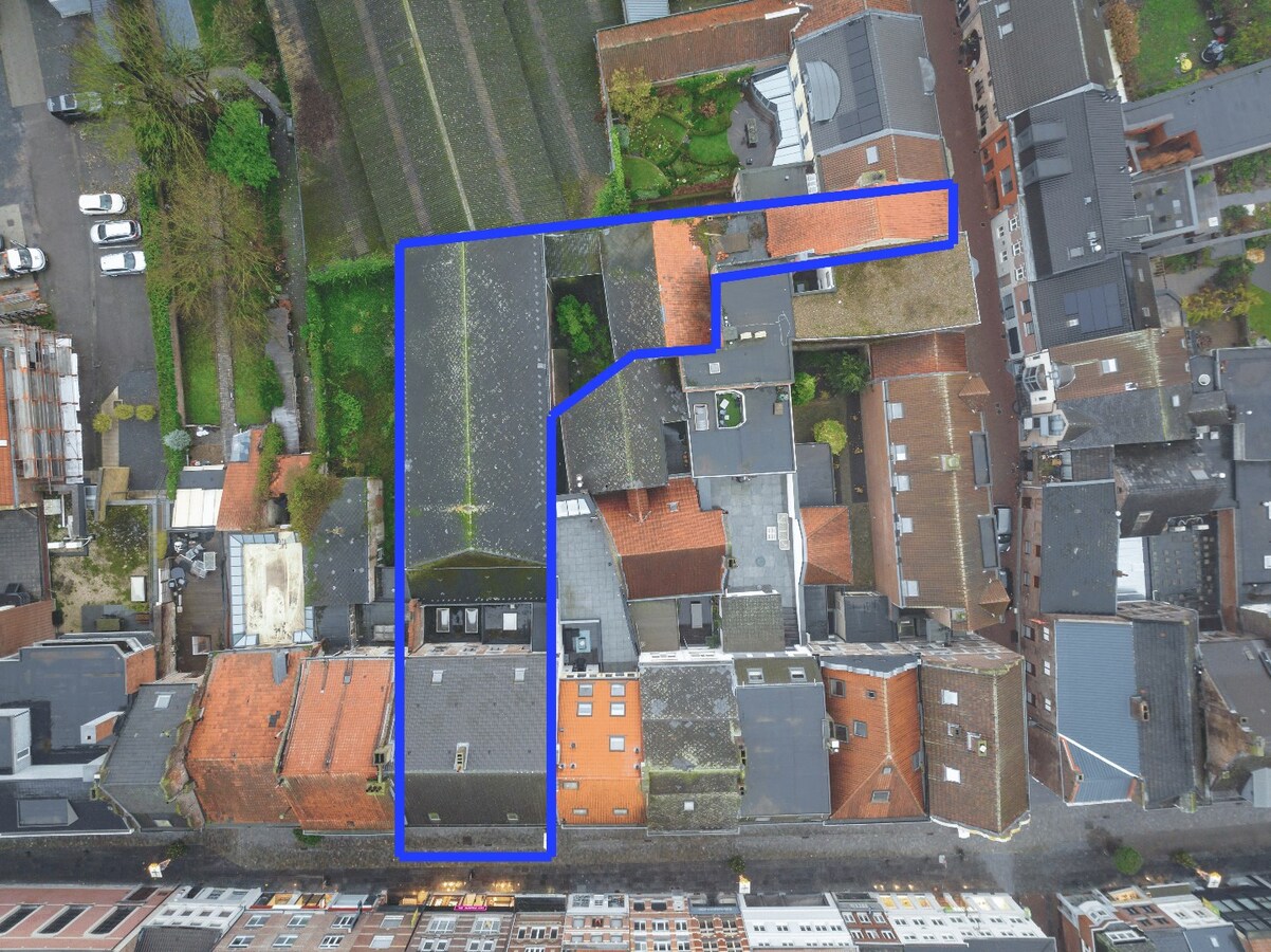 Projectgrond geschikt voor het bouwen van appartementen &amp; stadswoningen in het centrum van Maaseik! 