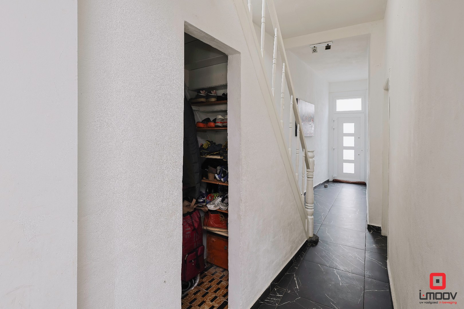 Charmante gezinswoning met zonnige tuin nabij het centrum van Zele 