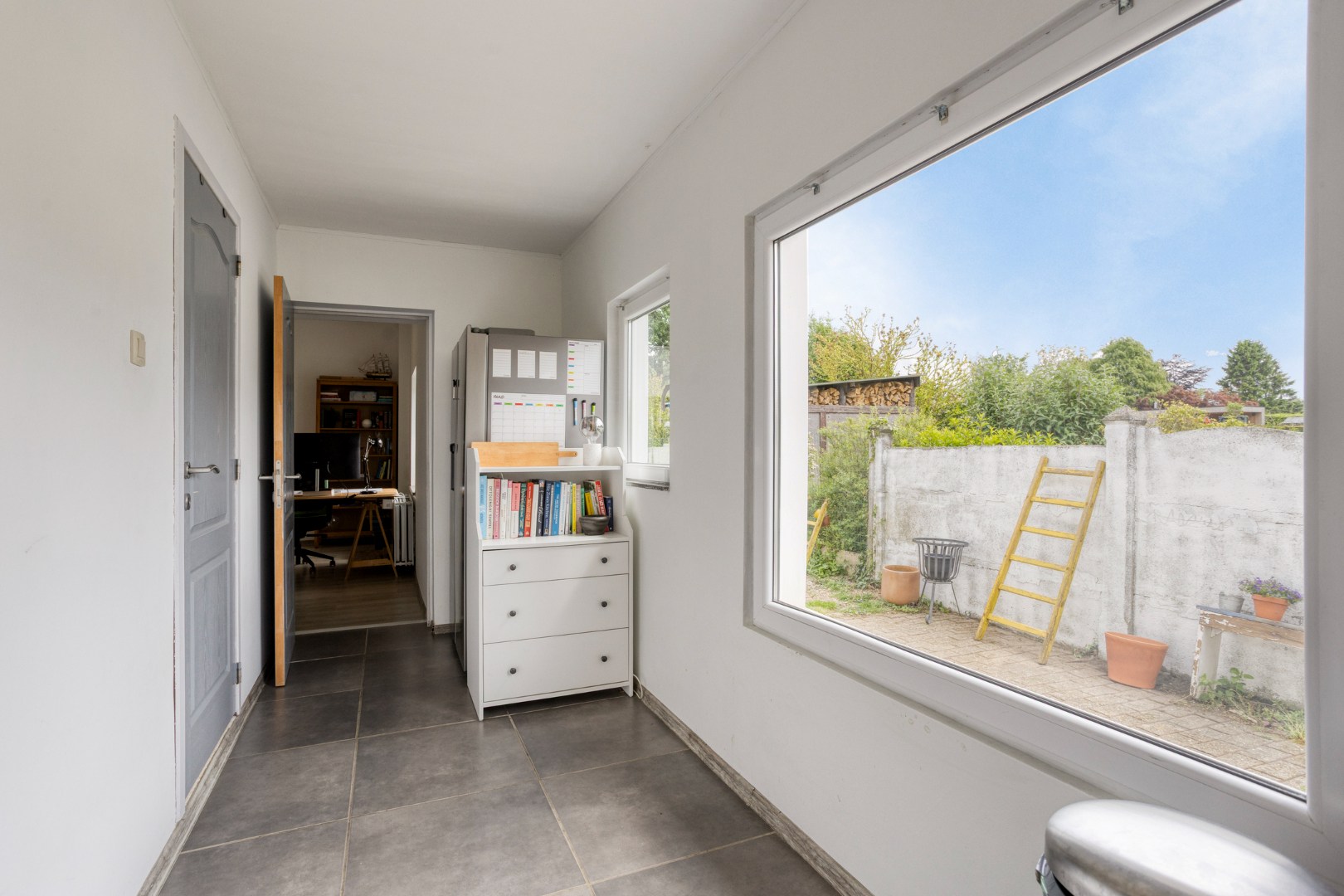 Zeer rustig gelegen half open bebouwing met 4 slaapkamers en ruime tuin in Pellenberg - EPC 162 kwh/m2 
