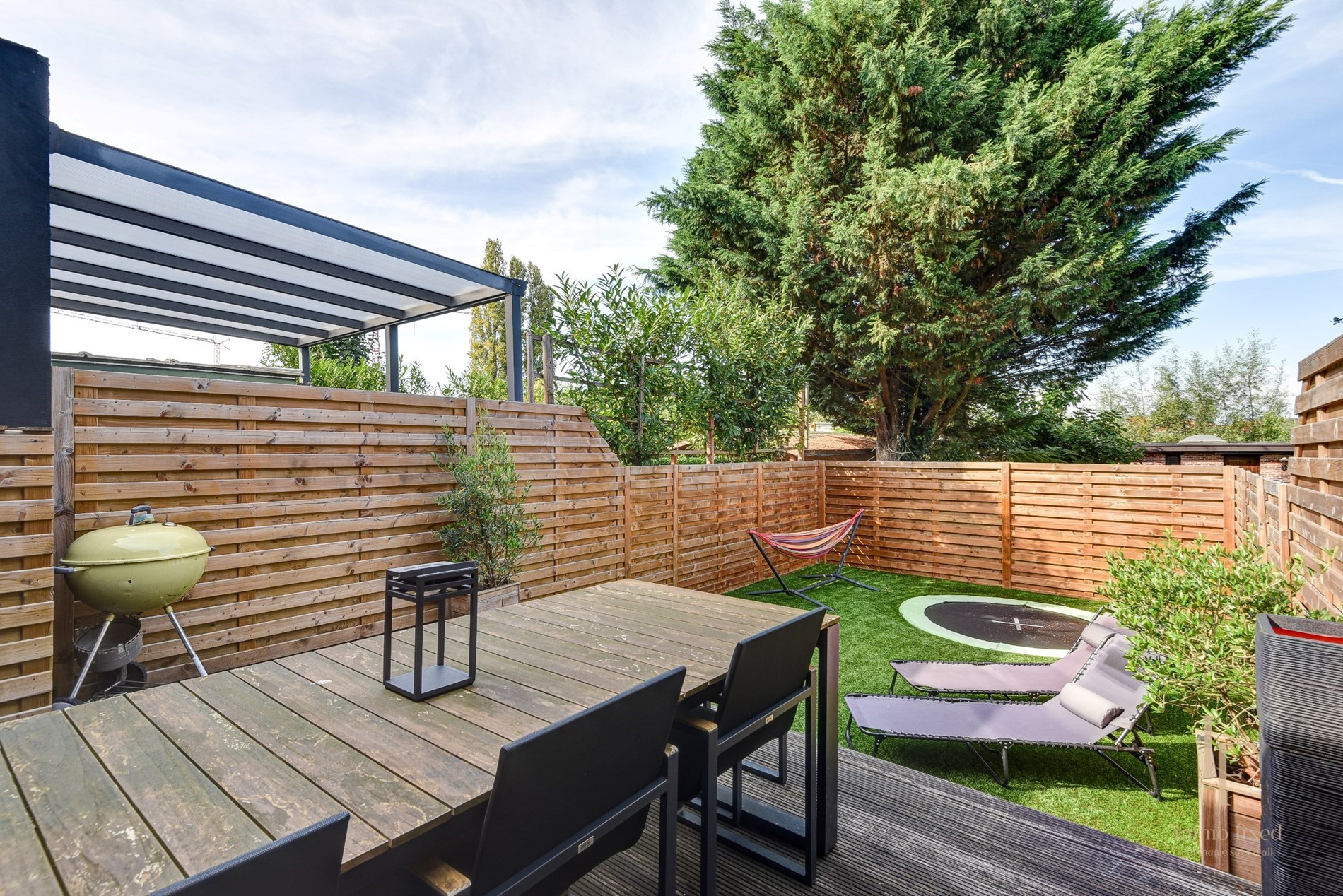 Instapklare woning met 3 à 4 slaapkamers te Schoten! 