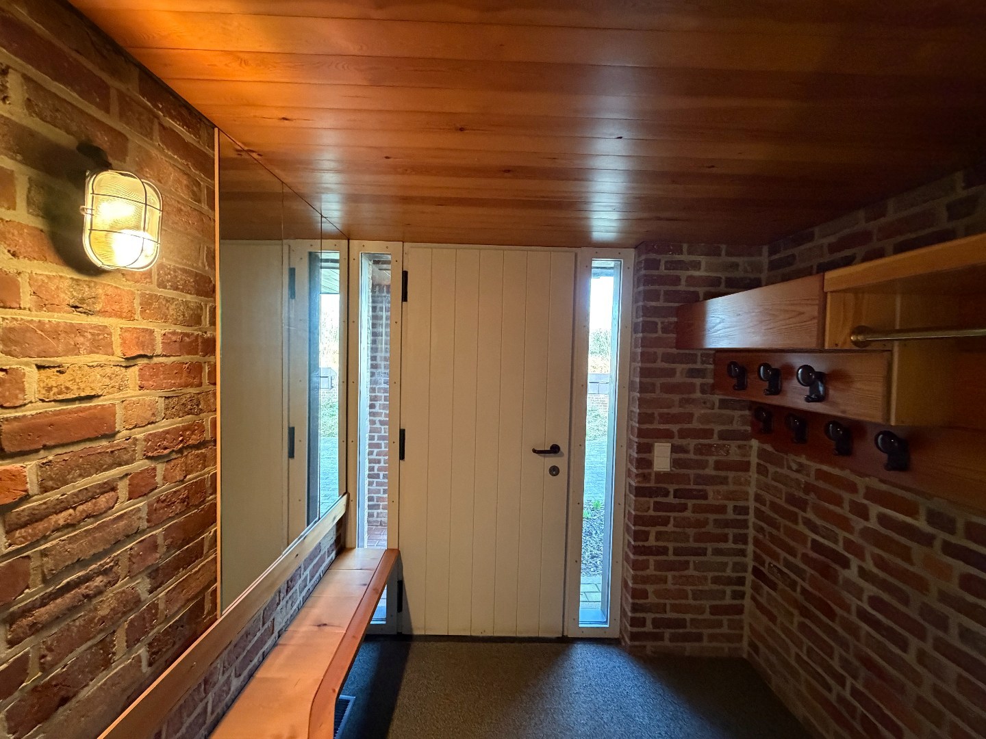 Ruime alleenstaande woning te huur met 3 slaapkamers, garage en tuin – Olmenlaan 99, Zulte 