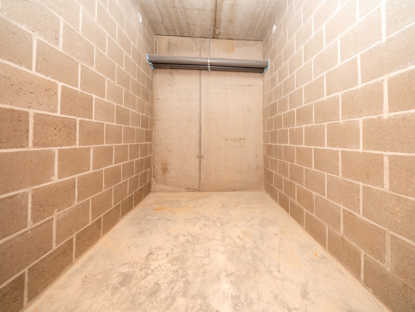 Nieuwbouw 1-kamer appartement met parking, kelder &amp; terras 