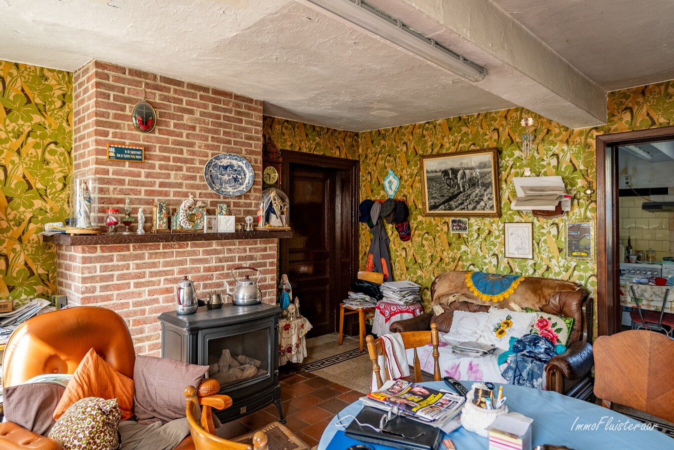 Te renoveren vierkantshoeve op een ruim perceel van ca. 2,6ha te Kortenaken 