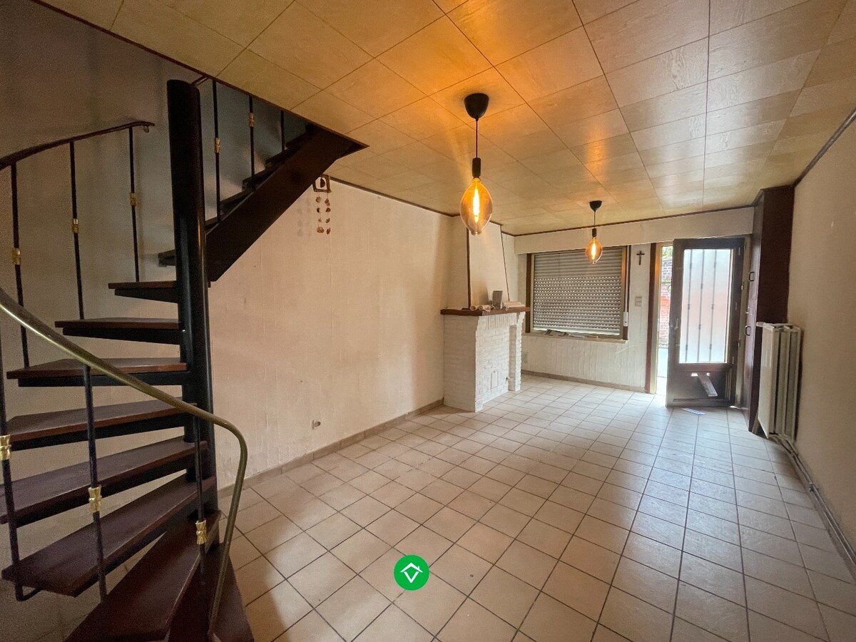 Rijwoning met 2 slaapkamers en garage - GEEN tuin 