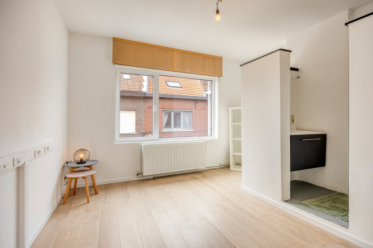 Woning met 2 ruime slaapkamers, 2 badkamers en buitenruimte in Kessel-Lo! – EPC 293 kWh/m² - bewoonbare opp. 100 m² 