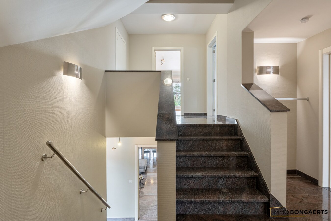 Ruime woning met 3 slaapkamers 