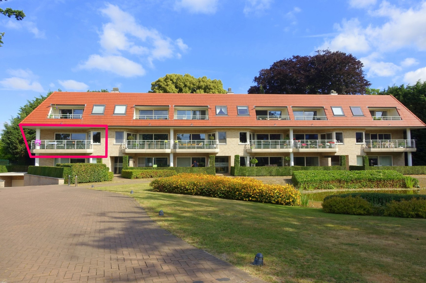 Prachtig hoekappartement in groene Residentie 