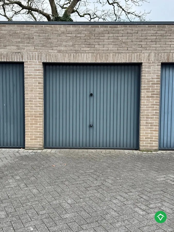 Appartement met 3 slaapkamers ruim terras en garage te Koekelare 