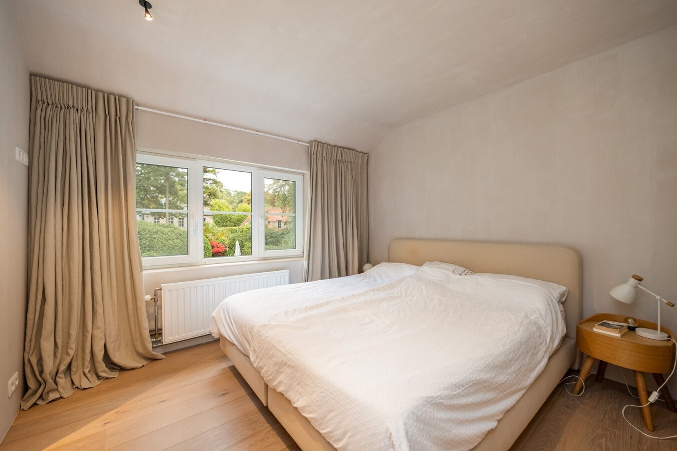 Prachtige villa met sublieme tuin op toplocatie in Schoten 