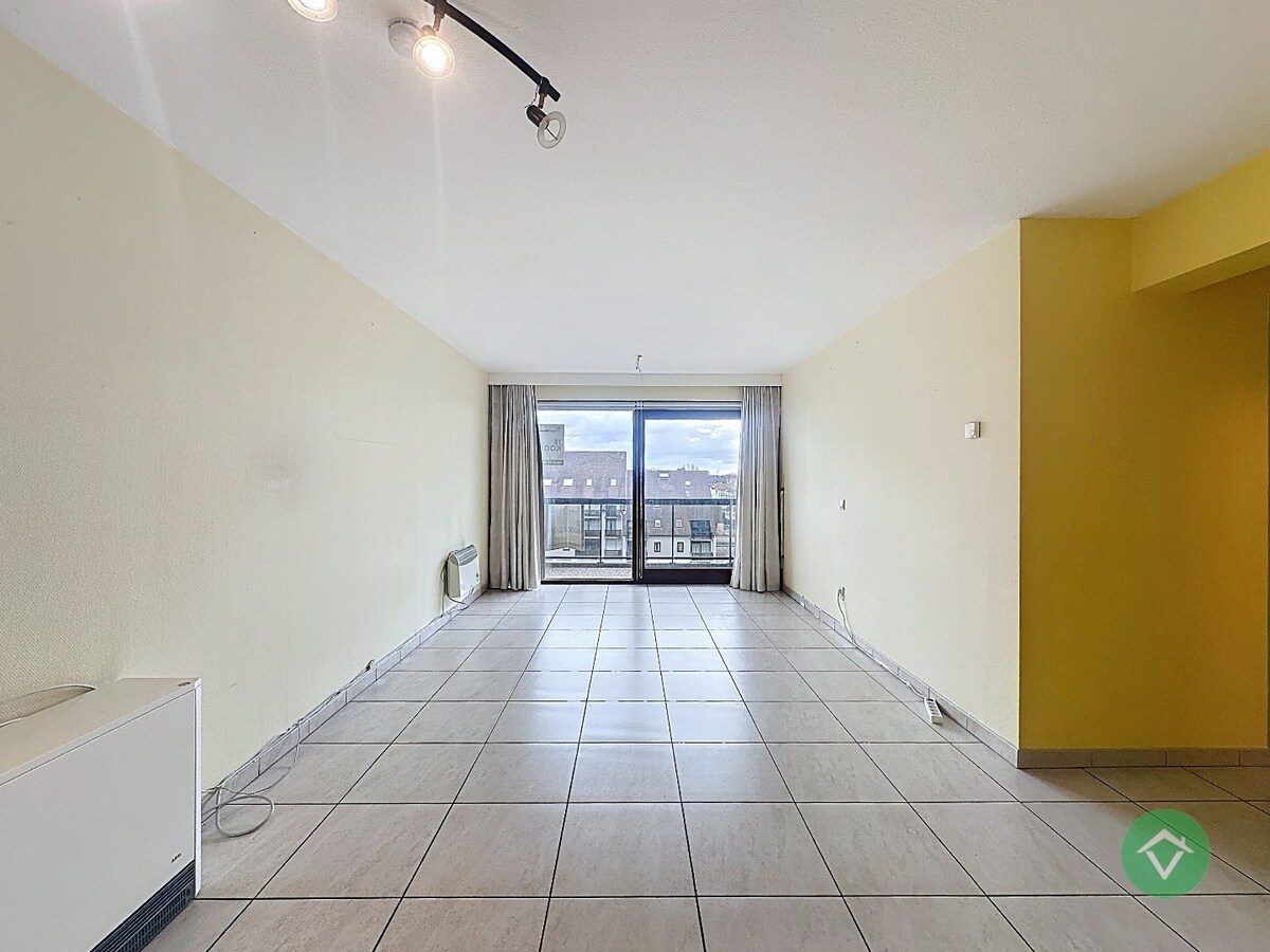 Lichtrijk 2-slaapkamerappartement op topligging op 100m van de zeedijk in Sint-Idesbald 