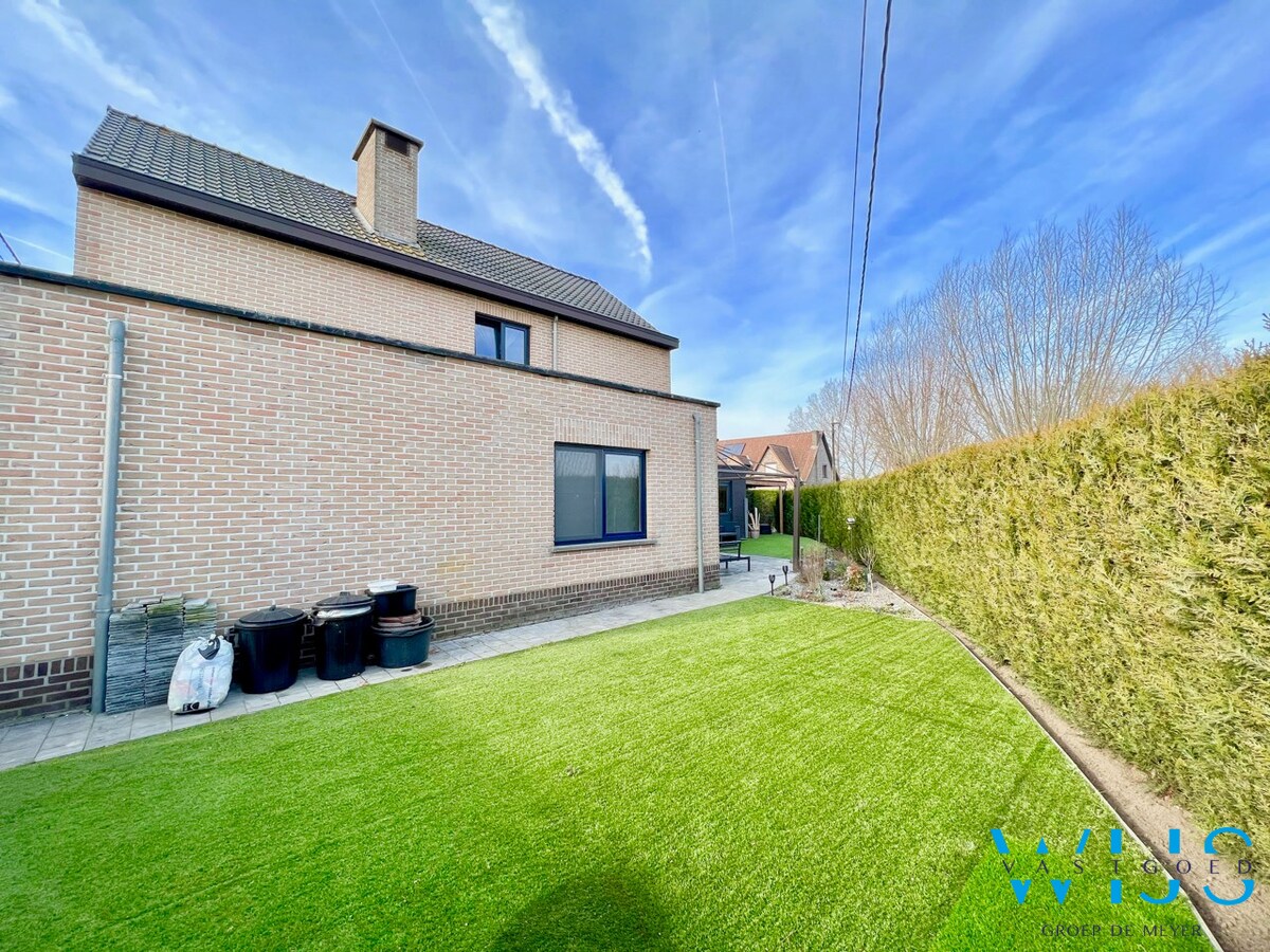 Landelijk gelegen halfopen bebouwing te Assenede 