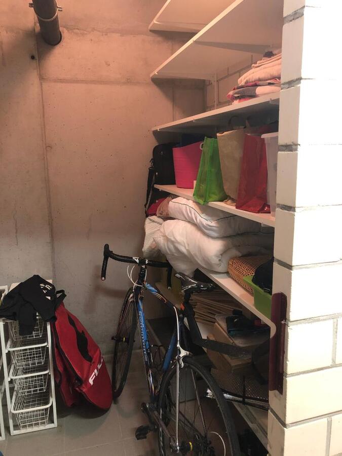 Tijdloos dakappartement met bijzonder ruim terras in centrum Gavere 