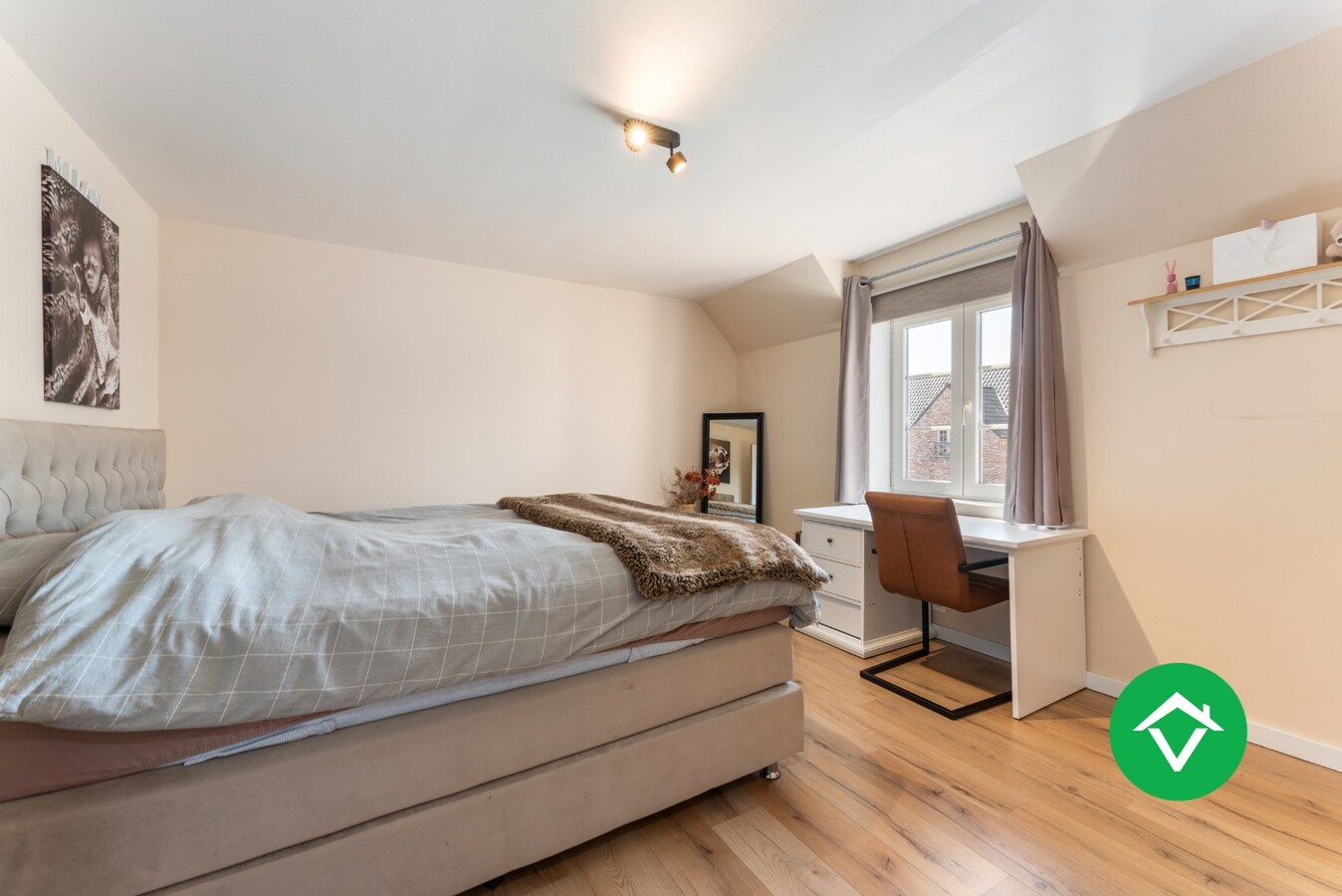 Recente nieuwbouwwoning met vier slaapkamers te Menen 