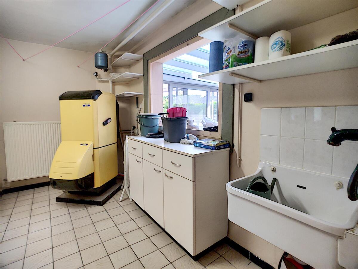 Goed gelegen alleenstaande woning op groot perceel van 828m²- Heist 