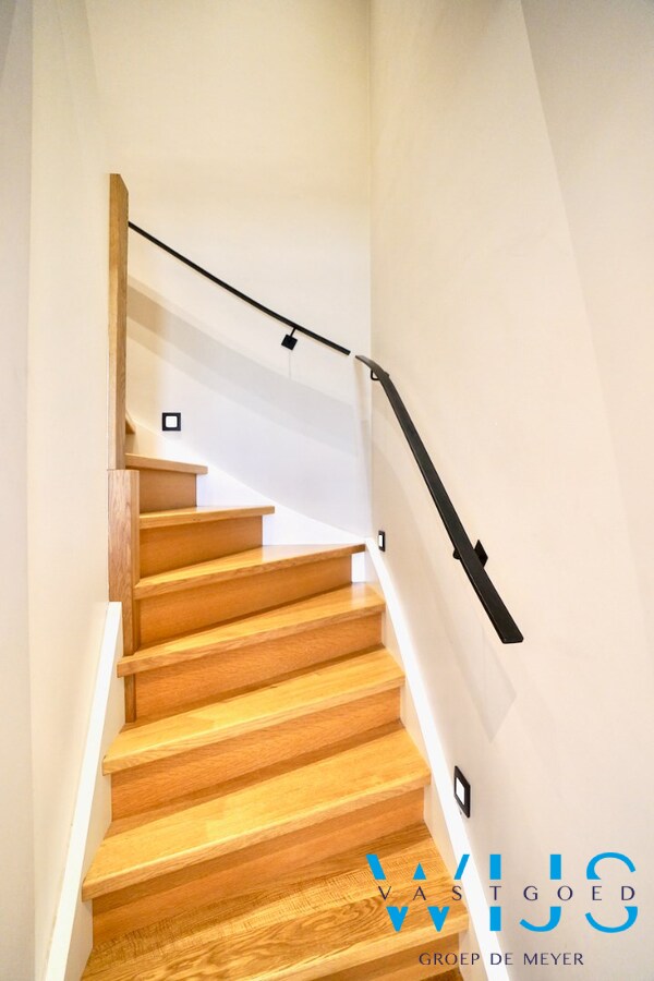 Prachtige HOB met unieke afwerking te Bassevelde ! 