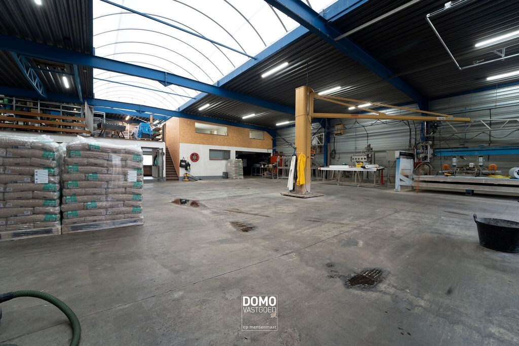 Industriehal op een perceeloppervervlakte van 28 are te Halen - bruikbare vloeroppervlakte 580m² 
