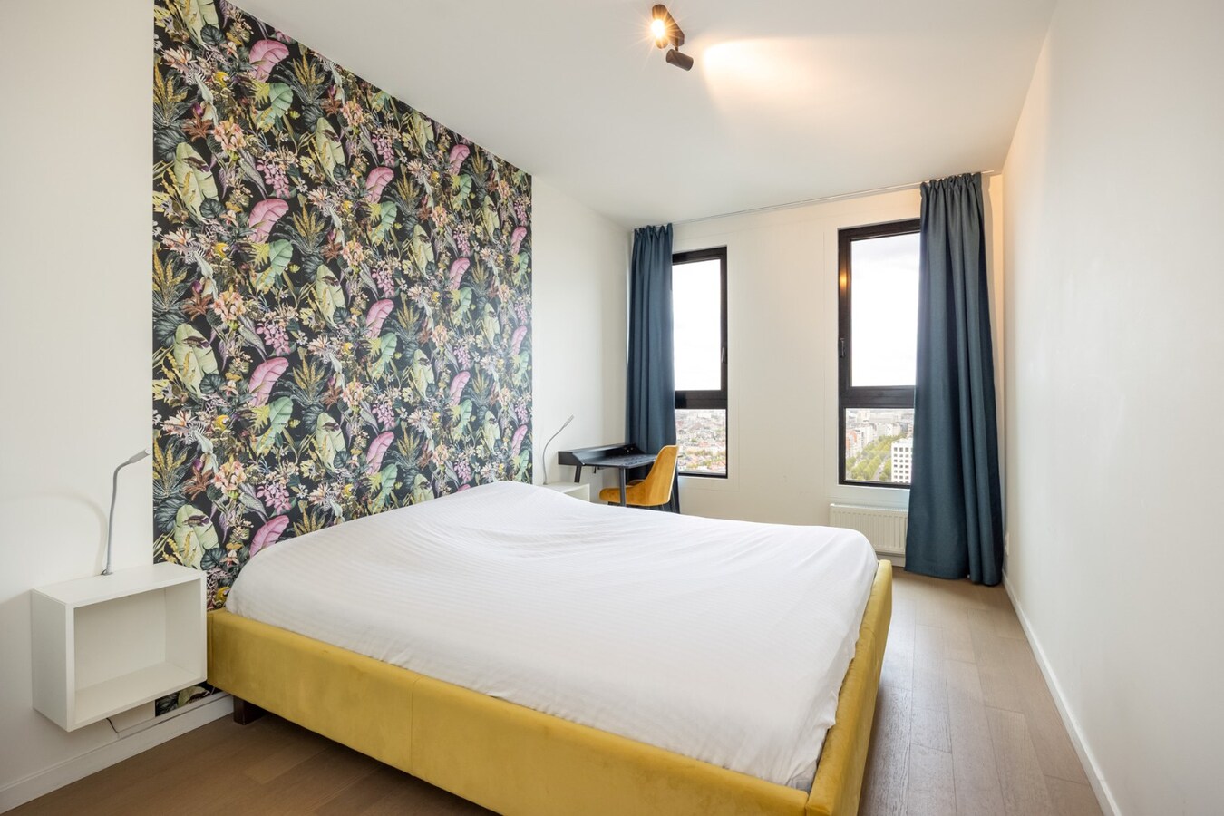 Stijlvol appt. met terras in de 'London Tower' op 't Eilandje! 