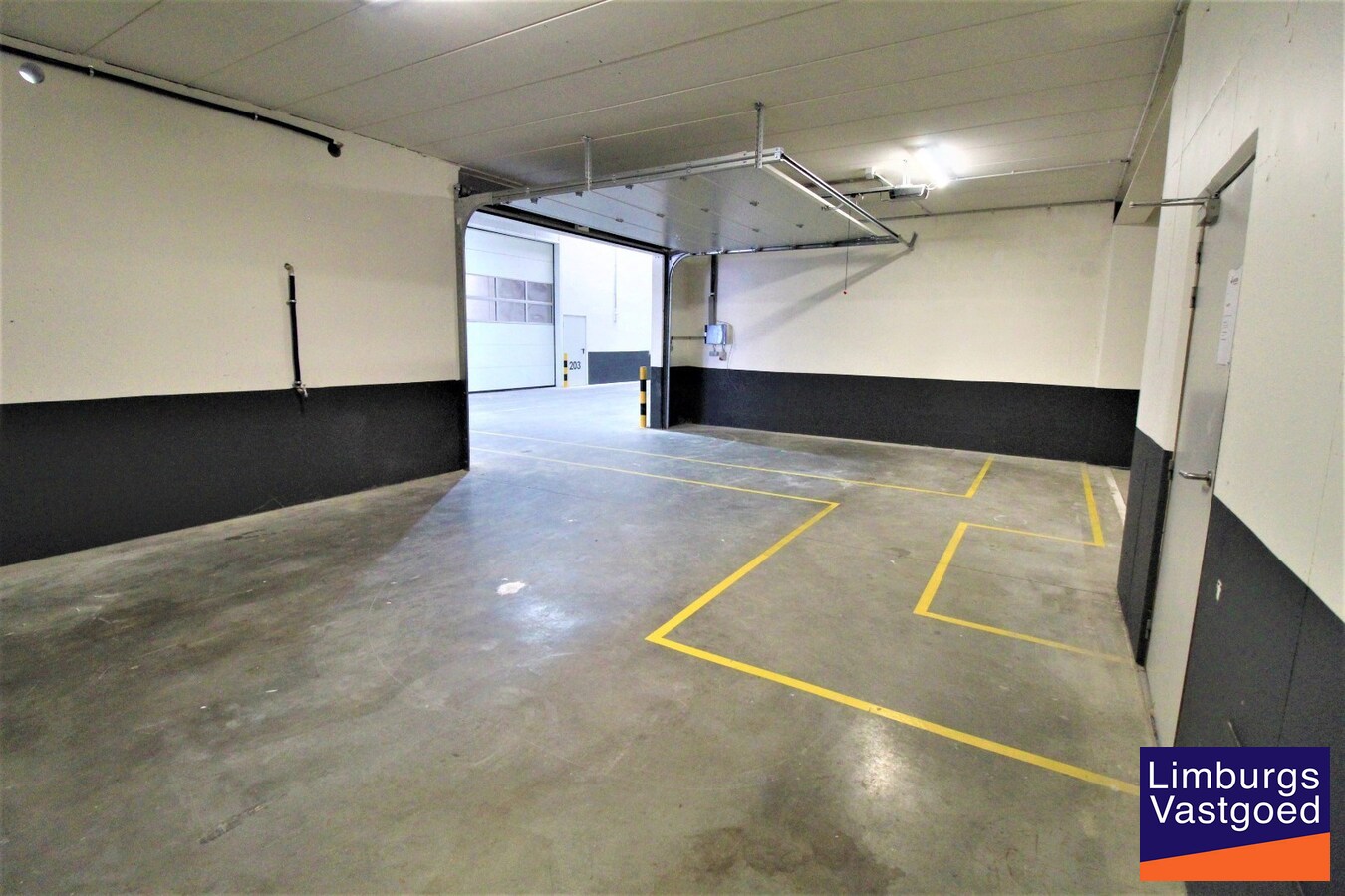 METIO - KMO UNIT 134 - 58,38 m² - sectionaal poort - nabij E-313 