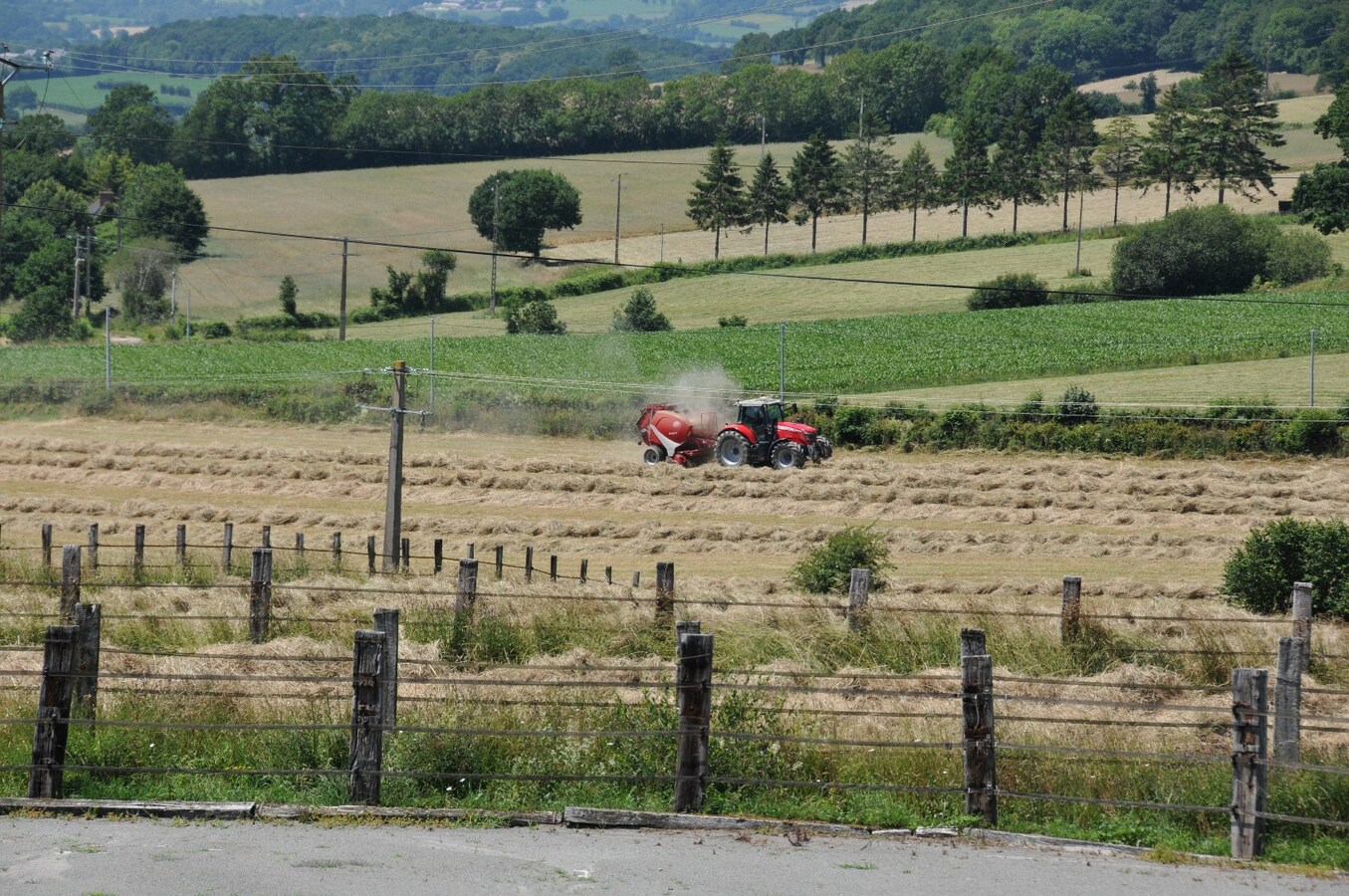 Prachtige, volledig gerenoveerde villa/paardenlandgoed op ca. 2,8 ha in Calvados, Normandië, Frankrijk 