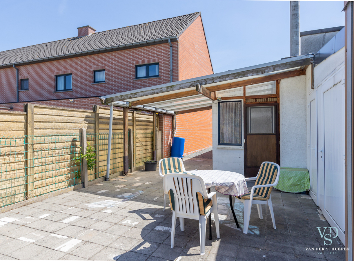 Gelijkgrondse woning op bijna 500 m² in centrum Gavere ! 