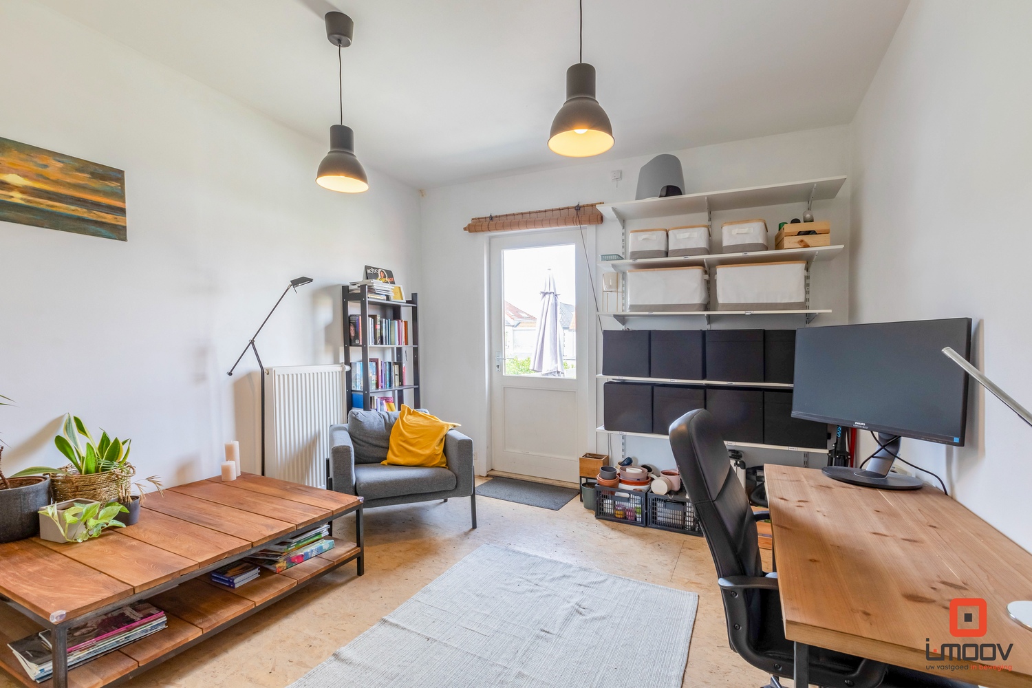 Instapklare rijwoning met 4 slaapkamers en buitenruimte te Gentbrugge 